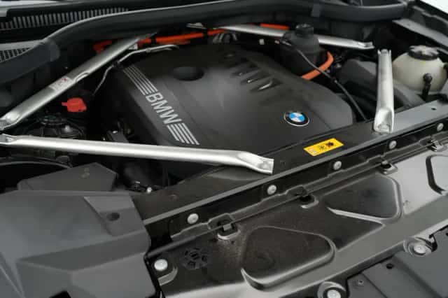 BMW X5 (2025) thumbnail 4
