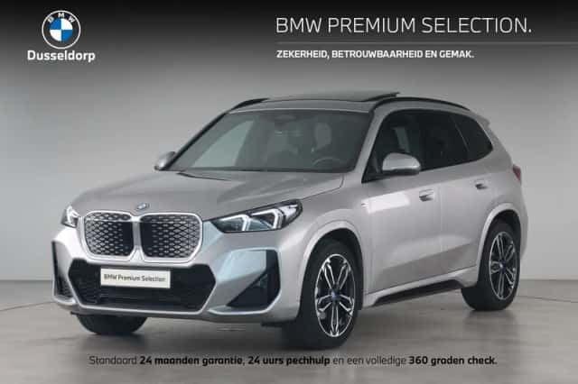 BMW iX1 (2025) thumbnail 1