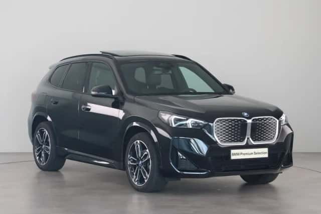 BMW iX1 (2025) thumbnail 3