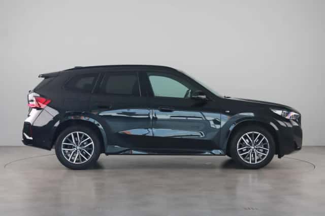 BMW X1 (2024) thumbnail 4