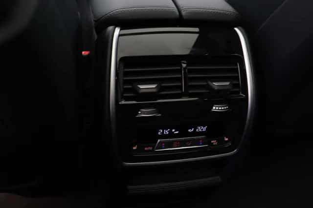 BMW X5 (2026) thumbnail 6
