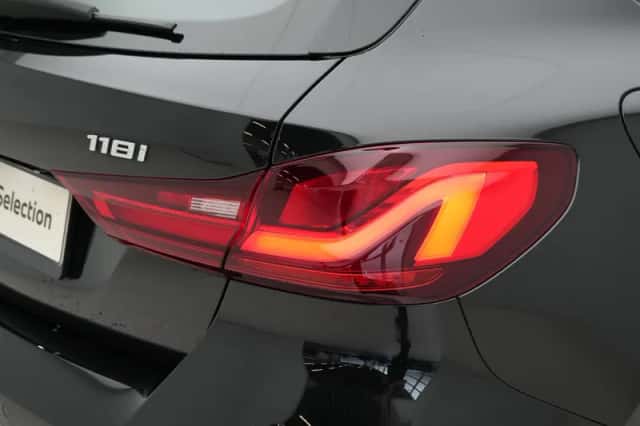 BMW 1-Serie (2024) thumbnail 6