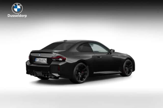 BMW M2 (2026) thumbnail 2