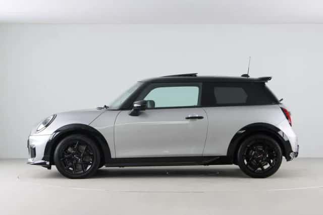 MINI Cooper (2025) thumbnail 12