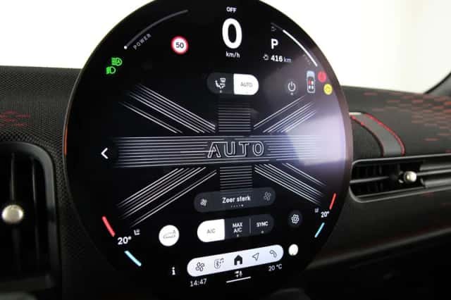 MINI Cooper (2025) thumbnail 14