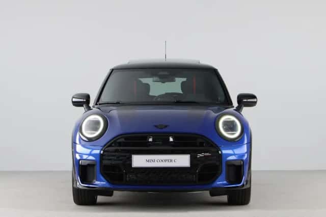 MINI Cooper (2025) thumbnail 2