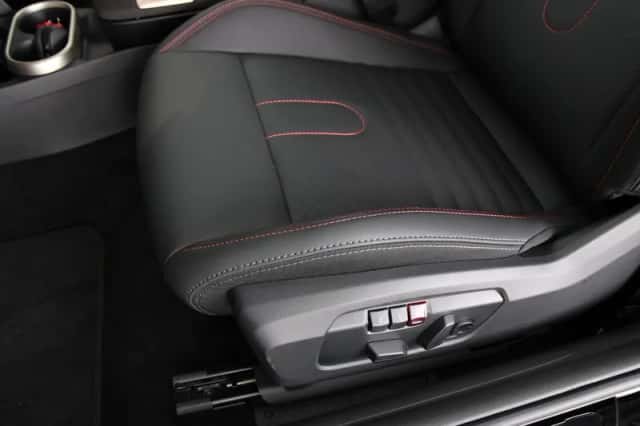 MINI Cooper (2025) thumbnail 17