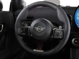 MINI Cooper (2025) thumbnail 3