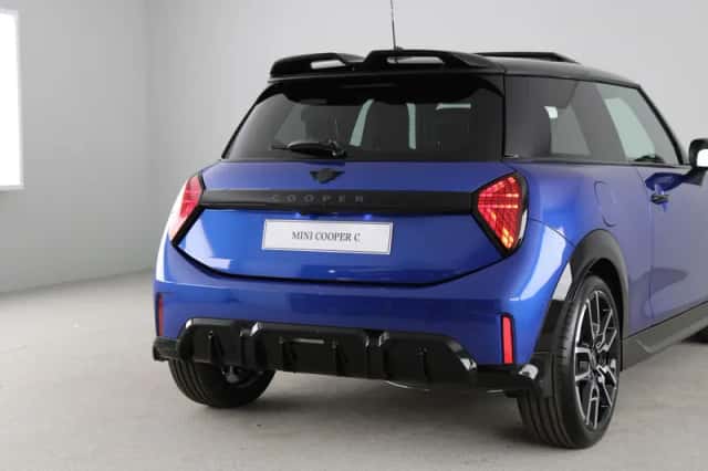 MINI Cooper (2025) thumbnail 22