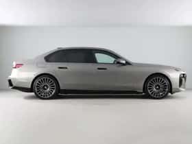 BMW i7 (2026) thumbnail 8