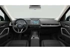 BMW iX1 (2026) thumbnail 3