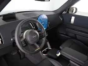MINI Countryman (2026) thumbnail 13