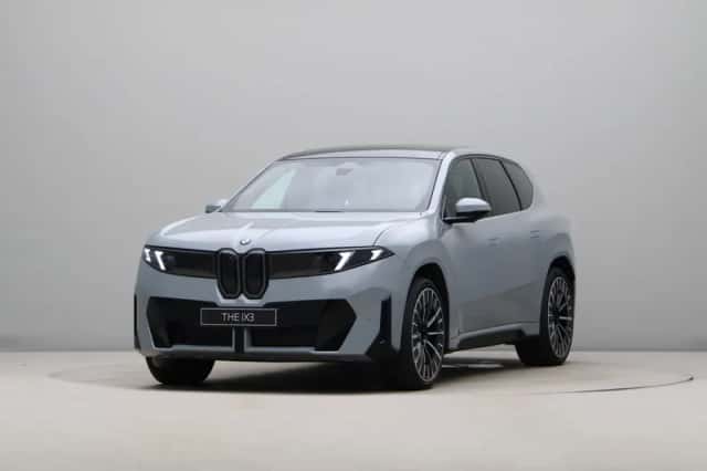 BMW iX3 (2026) thumbnail 6