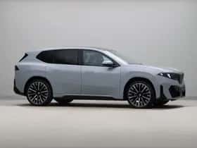 BMW iX3 (2026) thumbnail 9