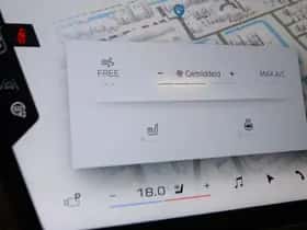 BMW iX3 (2026) thumbnail 15