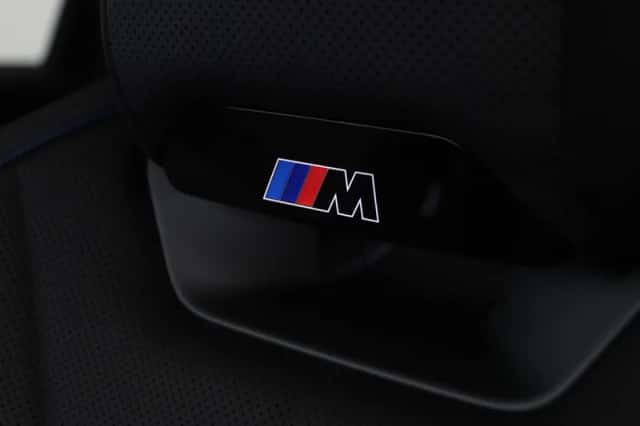 BMW iX3 (2026) thumbnail 6