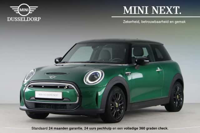 MINI Electric (2022) thumbnail 1