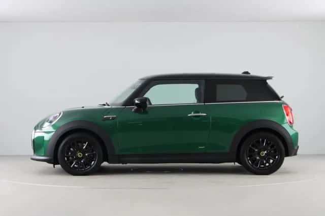 MINI Electric (2022) thumbnail 12