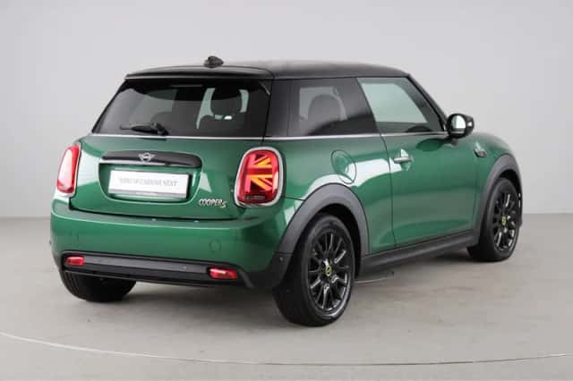 MINI Electric (2022) thumbnail 19