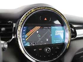 MINI Electric (2022) thumbnail 21