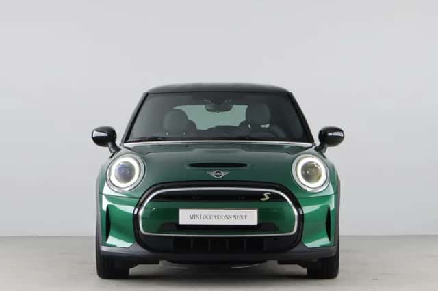 MINI Electric (2022) thumbnail 6