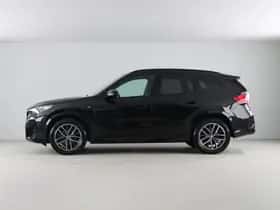 BMW X1 (2022) thumbnail 12