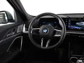 BMW X2 (2024) thumbnail 2