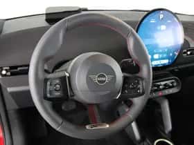 MINI Cooper (2025) thumbnail 2
