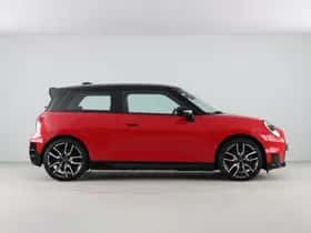 MINI Cooper (2025) thumbnail 8