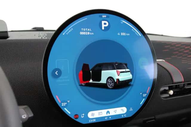 MINI Cooper (2026) thumbnail 3