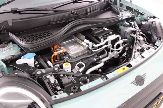 MINI Cooper (2026) thumbnail 4