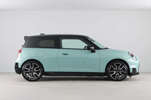MINI Cooper (2026) thumbnail 8