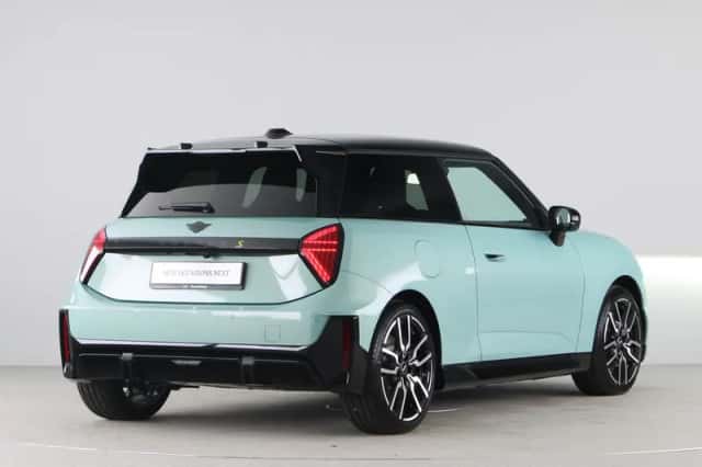 MINI Cooper (2026) thumbnail 9