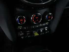 MINI Electric (2021) thumbnail 14