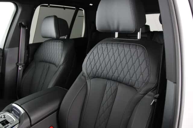 BMW X5 (2026) thumbnail 5