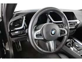 BMW Z4 (2025) thumbnail 2