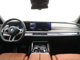 BMW i7 (2026) thumbnail 22
