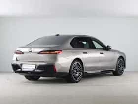 BMW i7 (2026) thumbnail 5