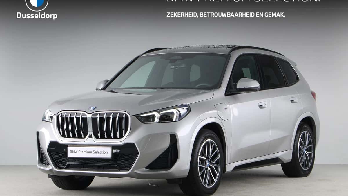 BMW X1 (2025) — foto 1