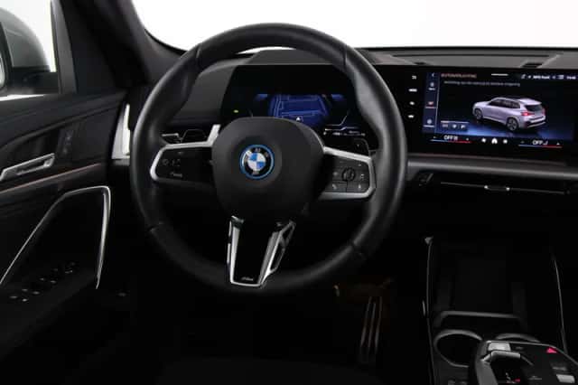 BMW X1 (2025) thumbnail 2