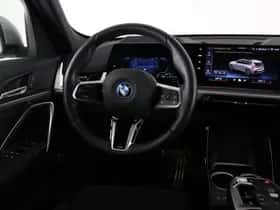 BMW X1 (2025) thumbnail 2