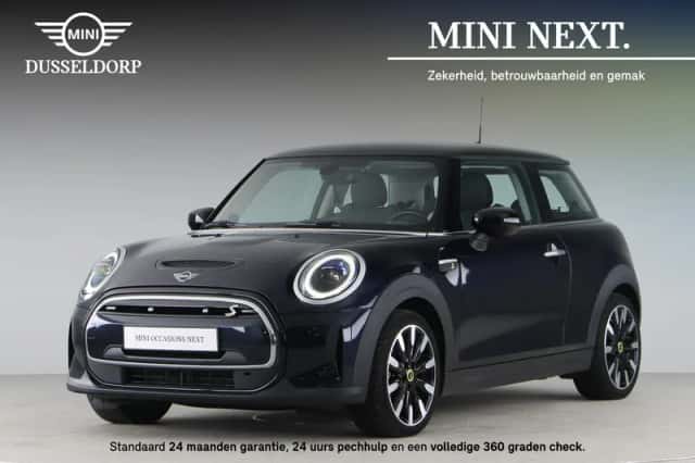 MINI Electric (2022) thumbnail 1