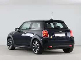 MINI Electric (2022) thumbnail 11
