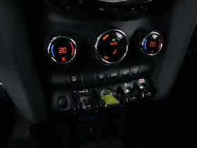 MINI Electric (2022) thumbnail 13