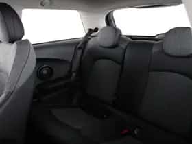 MINI Electric (2022) thumbnail 15