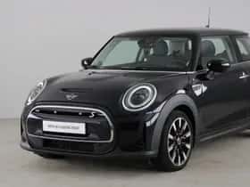 MINI Electric (2022) thumbnail 19