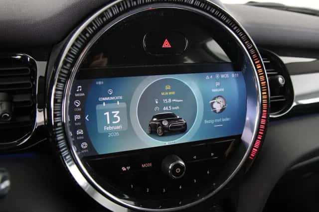 MINI Electric (2022) thumbnail 20