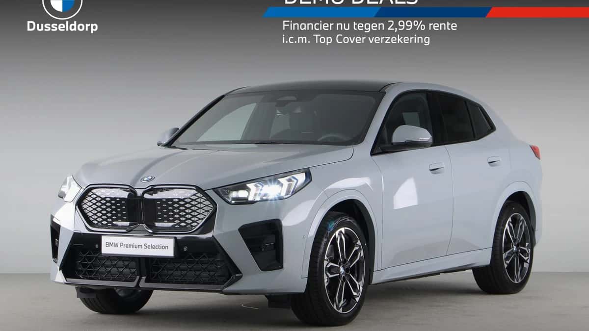 BMW iX2 (2026) — foto 1