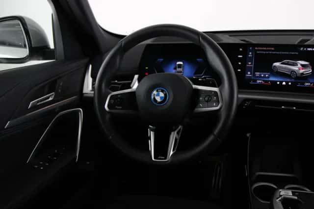 BMW X1 (2025) thumbnail 2