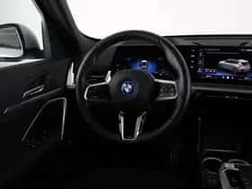 BMW X1 (2025) thumbnail 2